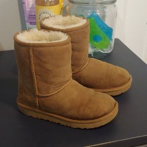 Girls size 13 uggs